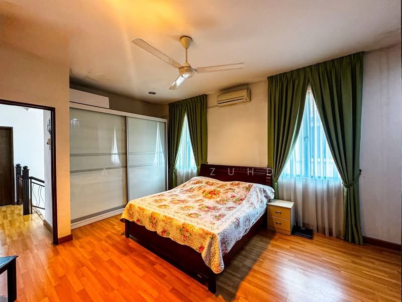 Bungalow for Sale in Klang (Selangor) - AIMAN ZUHDI - Bedroom - PropertyGuru.com.my