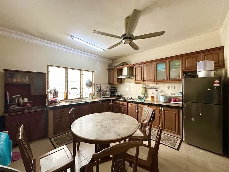 Bandar Puncak Alam untuk Untuk Dijual - RM 418,000, Feb 2026 - Kitchen - PropertyGuru.com.my