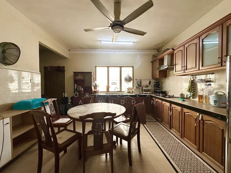 Bandar Puncak Alam untuk Untuk Dijual - RM 418,000, Feb 2026 - Kitchen - PropertyGuru.com.my