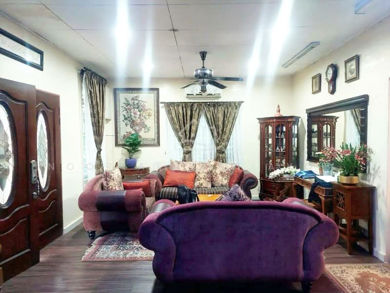 Bungalow House for Sale in Kampung Lembah Jaya (Ampang) - Noor Aini Bt Ayob - Living Room - PropertyGuru.com.my