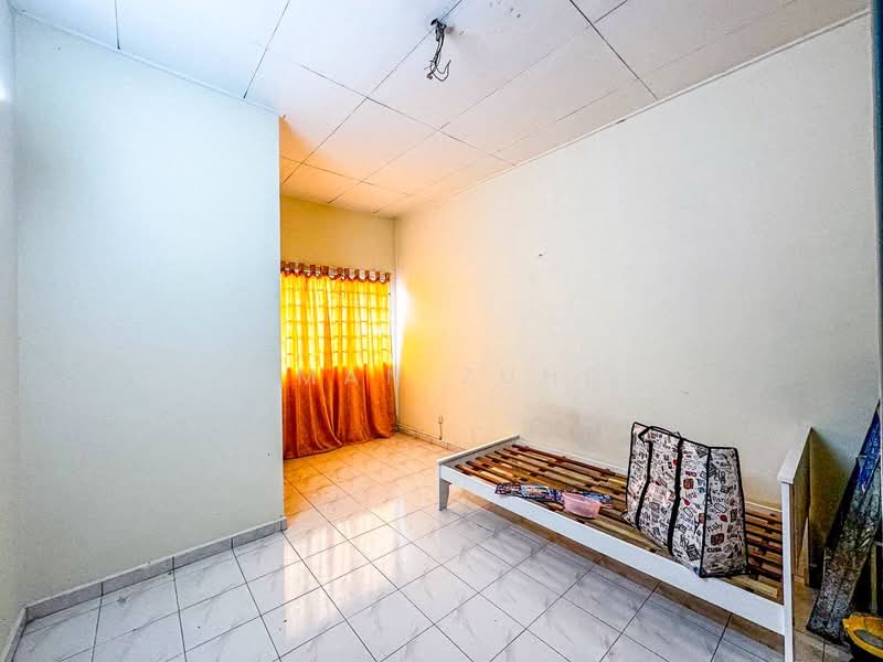 2-storey Terraced House for Sale in Kajang (Selangor) - AIMAN ZUHDI - Bedroom - PropertyGuru.com.my