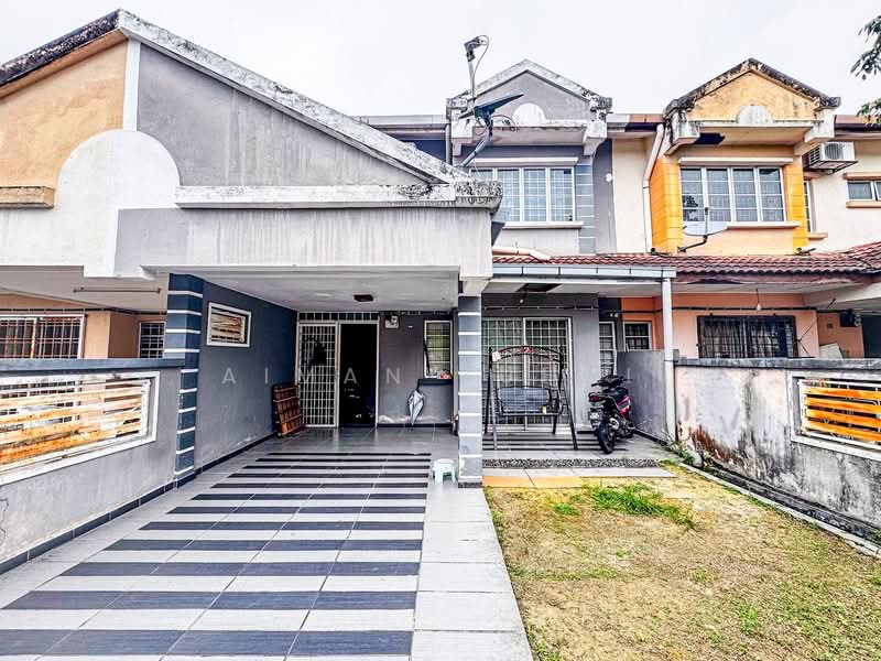 2-storey Terraced House for Sale in Kajang (Selangor) - AIMAN ZUHDI - Exterior - PropertyGuru.com.my