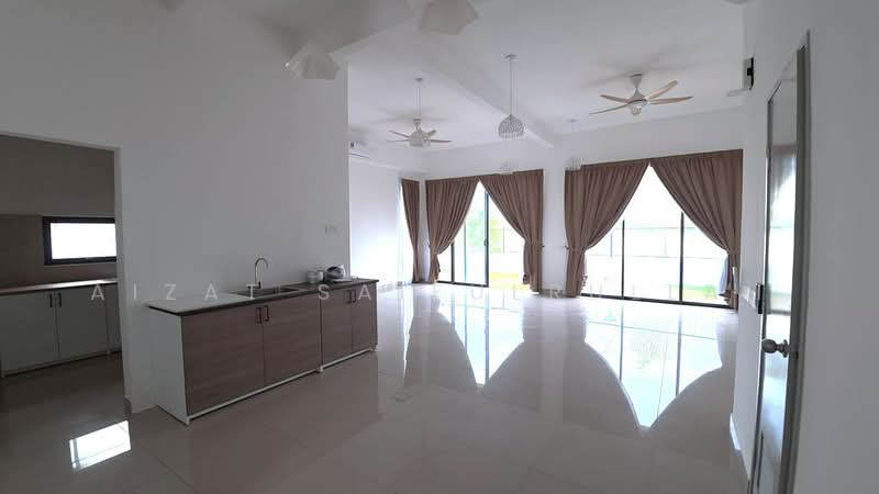 Semi-Detached House for Rent in Cyber 10 (Cyberjaya) - Aizat Saifulrullah - Living Room - PropertyGuru.com.my