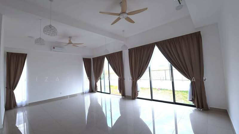 Semi-Detached House for Rent in Cyber 10 (Cyberjaya) - Aizat Saifulrullah - Living Room - PropertyGuru.com.my