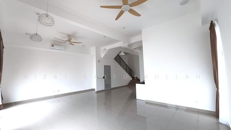 Semi-Detached House for Rent in Cyber 10 (Cyberjaya) - Aizat Saifulrullah - Living Room - PropertyGuru.com.my