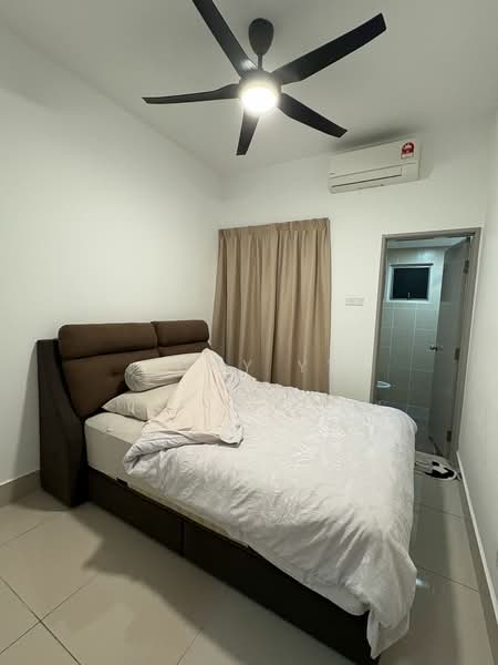 Service Residence for Sale at Razak City Residences (RC Residences) - Tony YY - Bedroom - PropertyGuru.com.my