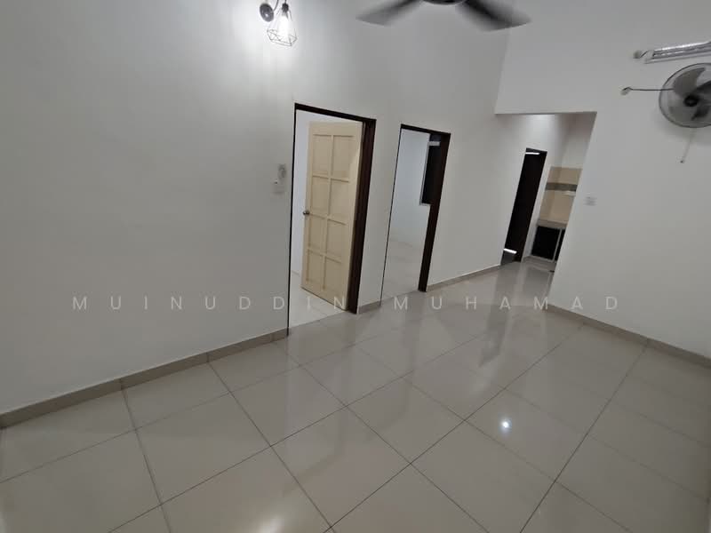 1-storey Terraced House for Sale in Hutan Melintang (Perak) - Muinuddin Muhamad - Interior - PropertyGuru.com.my