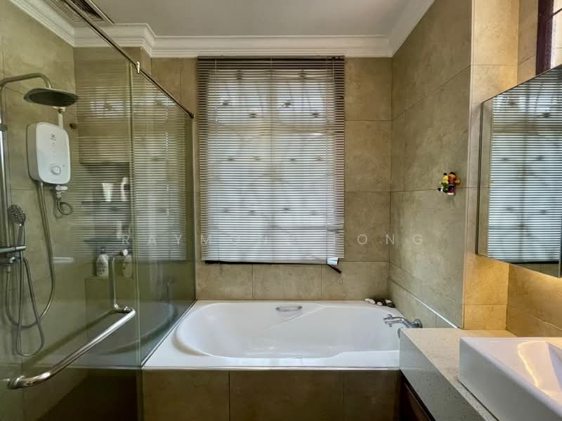 Semi-Detached House for Sale in Taman Impian Emas (Skudai) - Raymond Fong - Bathroom - PropertyGuru.com.my