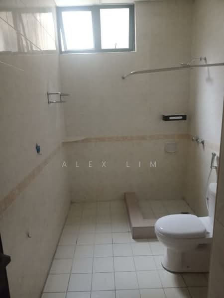 Sri Pangkor Condominium untuk Untuk Disewa - RM 3,199 /bulan, Feb 2026 - Bathroom - PropertyGuru.com.my