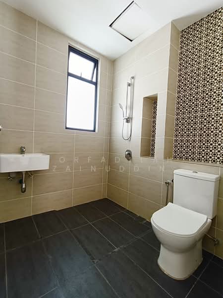 Bungalow for Sale in Kuala Selangor (Selangor) - NORFADILAH ZAINUDDIN - Bathroom - PropertyGuru.com.my