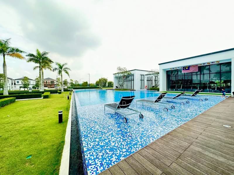 Bungalow for Sale in Kuala Selangor (Selangor) - NORFADILAH ZAINUDDIN - Pool - PropertyGuru.com.my