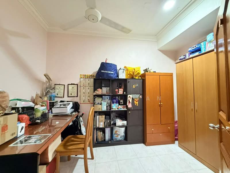 2.5-storey Terraced House for Sale in Taman Impian Emas (Skudai) - Winson Tan - Study - PropertyGuru.com.my