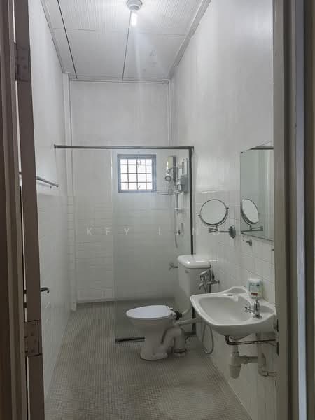 Taman Paramount untuk Untuk Dijual - RM 2,000,000, Feb 2026 - Bathroom - PropertyGuru.com.my
