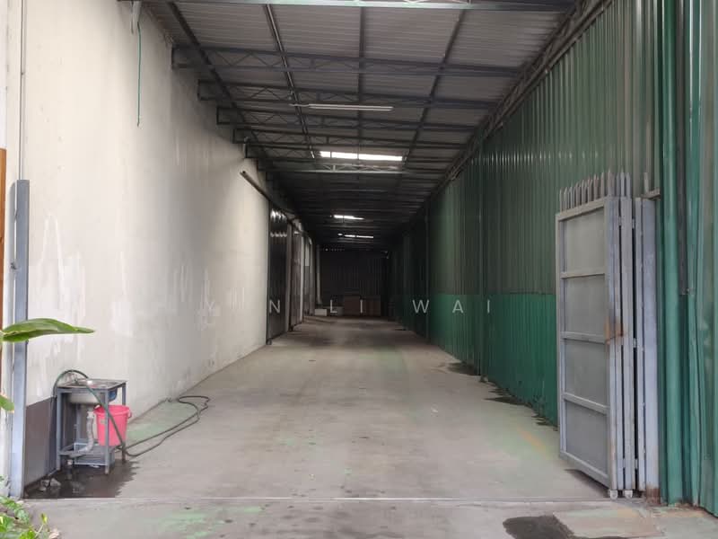Kilang untuk Dijual di Kampung Bukit Kemuning (Shah Alam) - Janie Wai - Exterior - PropertyGuru.com.my