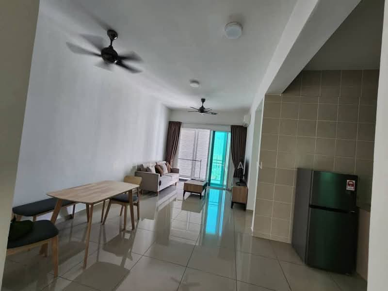 Solaria Residences untuk Untuk Disewa - RM 2,000 /bulan, Feb 2026 - Living Room - PropertyGuru.com.my