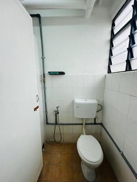 Flat for Rent at Desa Mentari PJS 2 - Erin Yusof - Bathroom - PropertyGuru.com.my