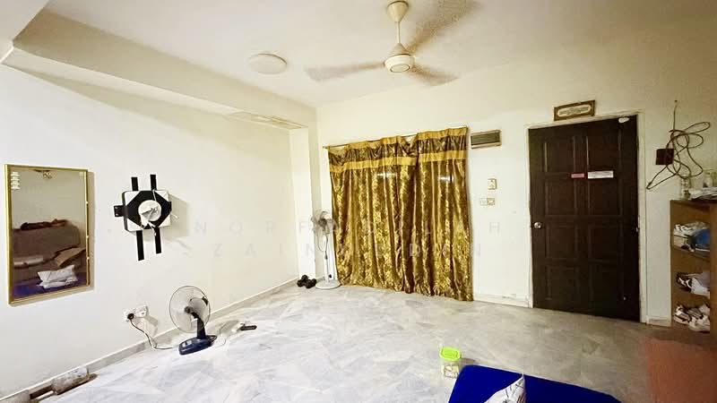 Bandar Tasik Puteri untuk Untuk Dijual - RM 455,000, Feb 2026 - Living Room - PropertyGuru.com.my