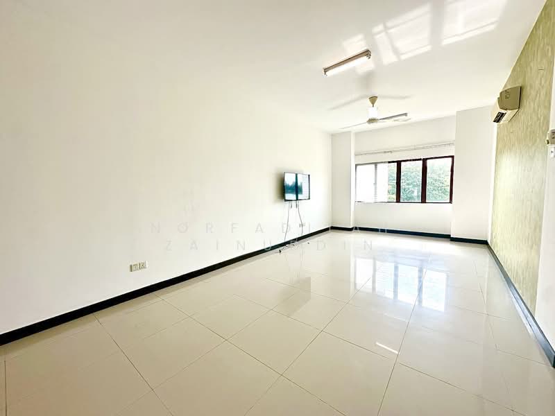 Apartment for Sale at Desa Idaman Residences - NORFADILAH ZAINUDDIN - Living Room - PropertyGuru.com.my