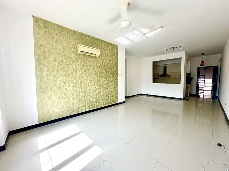 Apartment for Sale at Desa Idaman Residences - NORFADILAH ZAINUDDIN - Living Room - PropertyGuru.com.my