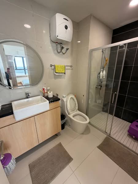 Condominium for Sale at Lovell @ Country Garden Danga Bay - Jack Liew - Bathroom - PropertyGuru.com.my