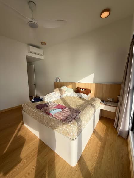 Condominium for Sale at Lovell @ Country Garden Danga Bay - Jack Liew - Bedroom - PropertyGuru.com.my