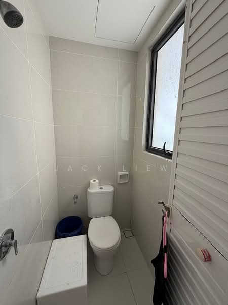Condominium for Sale at Lovell @ Country Garden Danga Bay - Jack Liew - Bathroom - PropertyGuru.com.my
