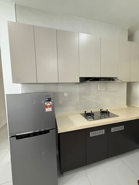 Bay Laurel @ Country Garden Danga Bay untuk Untuk Dijual - RM 699,999, Mac 2026 - Kitchen - PropertyGuru.com.my