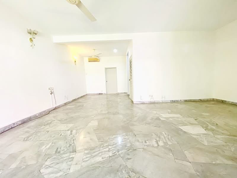 2-storey Terraced House for Sale in Petaling Jaya (Selangor) - NORFADILAH ZAINUDDIN - Living Room - PropertyGuru.com.my