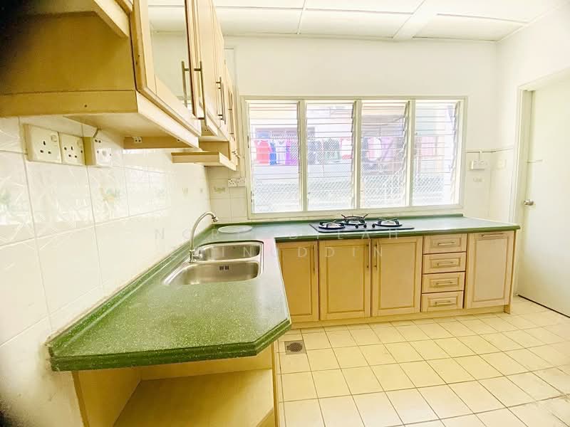 2-storey Terraced House for Sale in Petaling Jaya (Selangor) - NORFADILAH ZAINUDDIN - Kitchen - PropertyGuru.com.my