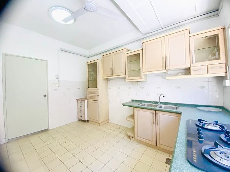 2-storey Terraced House for Sale in Petaling Jaya (Selangor) - NORFADILAH ZAINUDDIN - Kitchen - PropertyGuru.com.my
