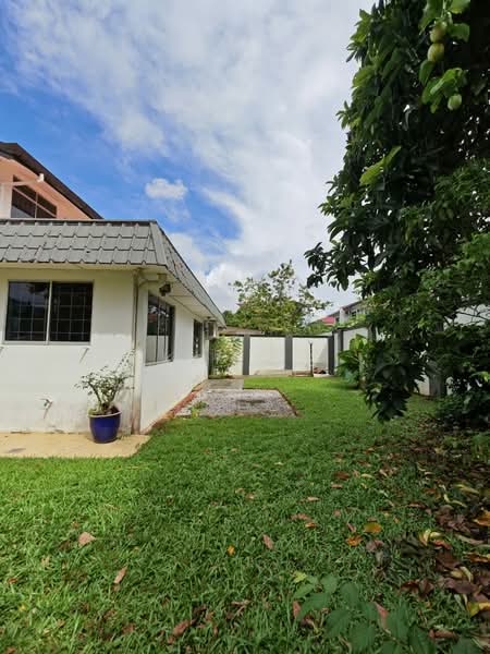 Semi-Detached House for Sale in Kuching (Sarawak) - KC Jee - PropertyGuru.com.my