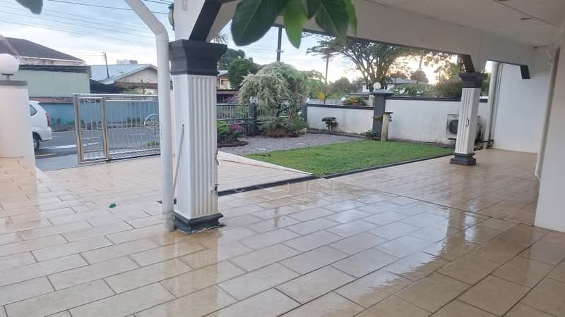 Semi-Detached House for Sale in Kuching (Sarawak) - KC Jee - PropertyGuru.com.my