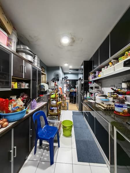1-storey Terraced House for Sale in Kuching (Sarawak) - KC Jee - Kitchen - PropertyGuru.com.my