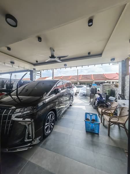 1-storey Terraced House for Sale in Kuching (Sarawak) - KC Jee - Exterior - PropertyGuru.com.my