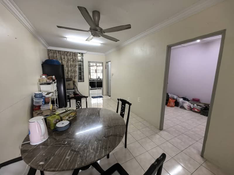 2-storey Terraced House for Sale in Kuching (Sarawak) - KC Jee - Living Room - PropertyGuru.com.my