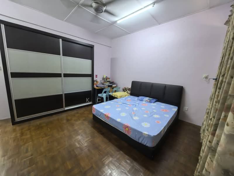 2-storey Terraced House for Sale in Kuching (Sarawak) - KC Jee - Bedroom - PropertyGuru.com.my