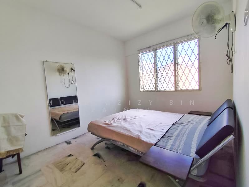 Condominium for Sale at Gurney Heights - Mohd Azizy bin Zainal - Bedroom - PropertyGuru.com.my