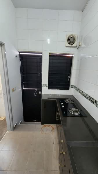 Setia Indah untuk Untuk Dijual - RM 800,000, Feb 2026 - Kitchen - PropertyGuru.com.my