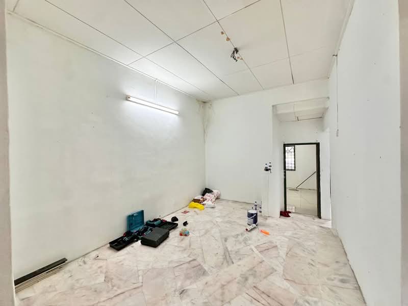 1-storey Terraced House for Sale in Sepang (Selangor) - Ahmad Fadlee - PropertyGuru.com.my