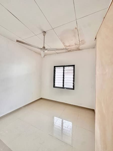 1-storey Terraced House for Sale in Sepang (Selangor) - Ahmad Fadlee - PropertyGuru.com.my
