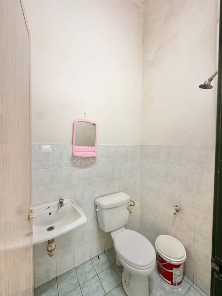 1-storey Terraced House for Sale in Sepang (Selangor) - Ahmad Fadlee - PropertyGuru.com.my