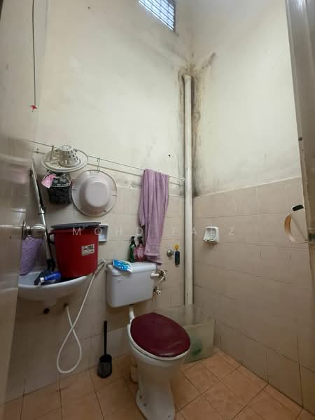 1-storey Terraced House for Sale in Taman Sierra Perdana (Masai) - Mohd Faez - Bathroom - PropertyGuru.com.my