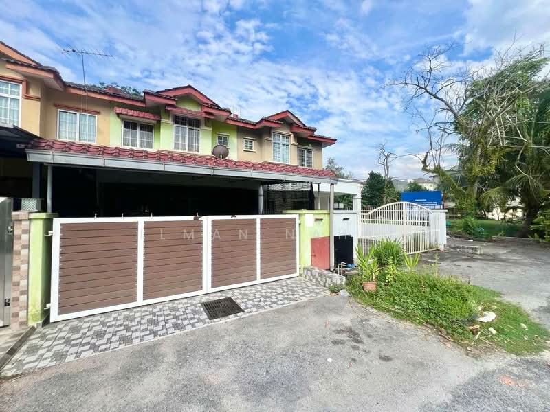 2-storey Terraced House for Sale in Taman Seri Mewah (Kajang) - Ilman Nahri - Exterior - PropertyGuru.com.my