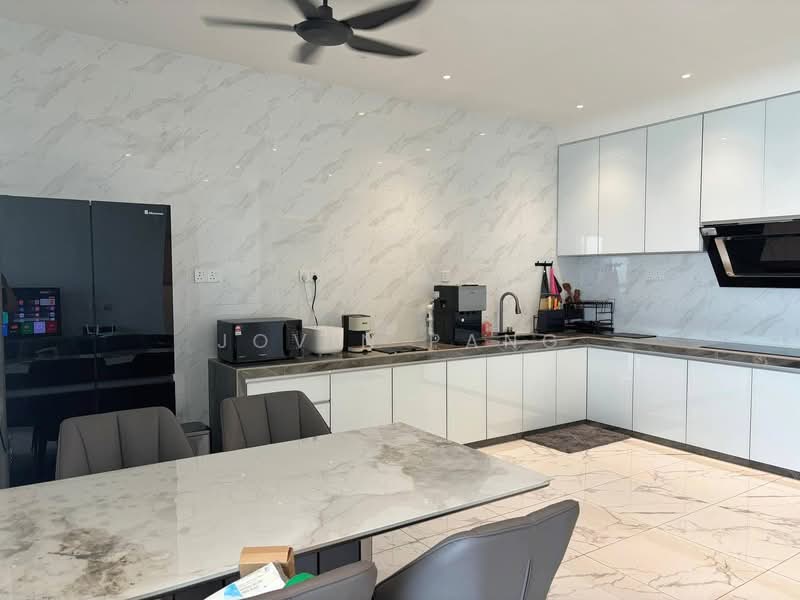 QuayWest Residence untuk Untuk Disewa - RM 3,800 /bulan, Feb 2026 - Kitchen - PropertyGuru.com.my