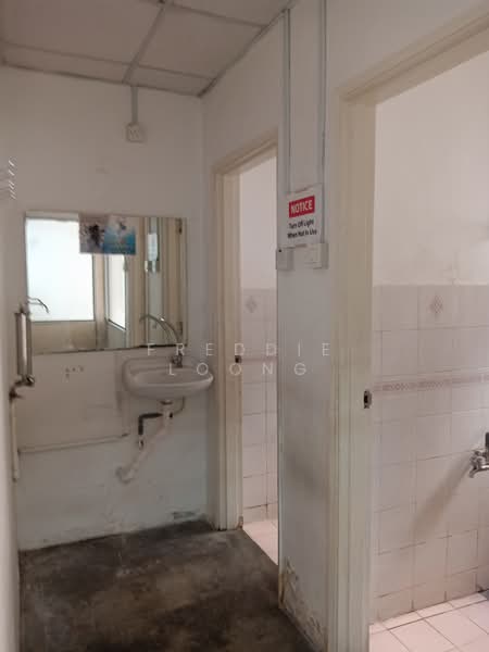 Shop / Office for Rent in SS 26, Taman Mayang Jaya (Petaling Jaya) - Freddie Loong - Interior - PropertyGuru.com.my