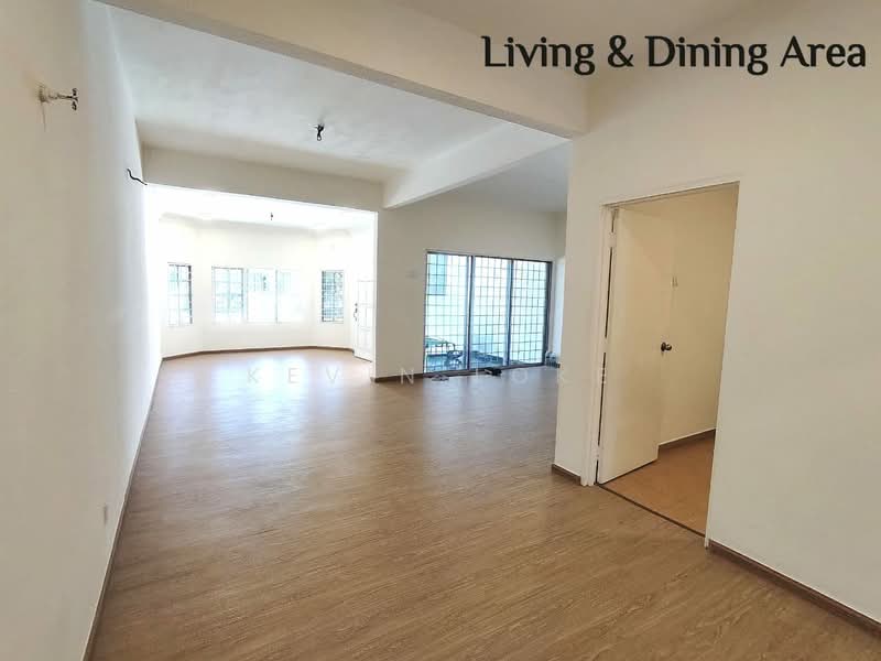 2-storey Terraced House for Sale in Taman Sri Buloh (Sungai Buloh) - Kevin Loke - Living Room - PropertyGuru.com.my