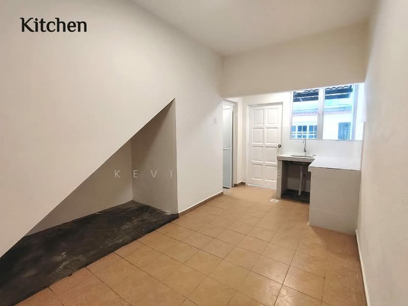 2-storey Terraced House for Sale in Taman Sri Buloh (Sungai Buloh) - Kevin Loke - Kitchen - PropertyGuru.com.my