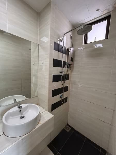D'Summit Residences untuk Untuk Disewa - RM 2,000 /bulan, Apr 2026 - Bathroom - PropertyGuru.com.my