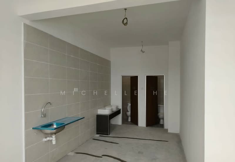 Factory for Rent in Ulu Tiram (Johor) - Michelle He - Bathroom - PropertyGuru.com.my
