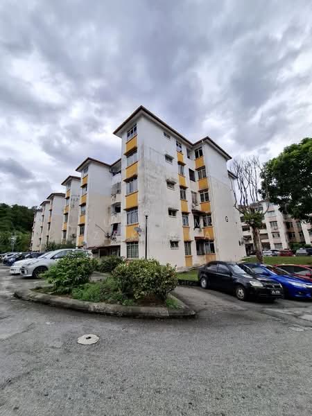 Rumah Flat untuk Dijual di Ukay Perdana - Zulhilmi Zakaria - Exterior - PropertyGuru.com.my